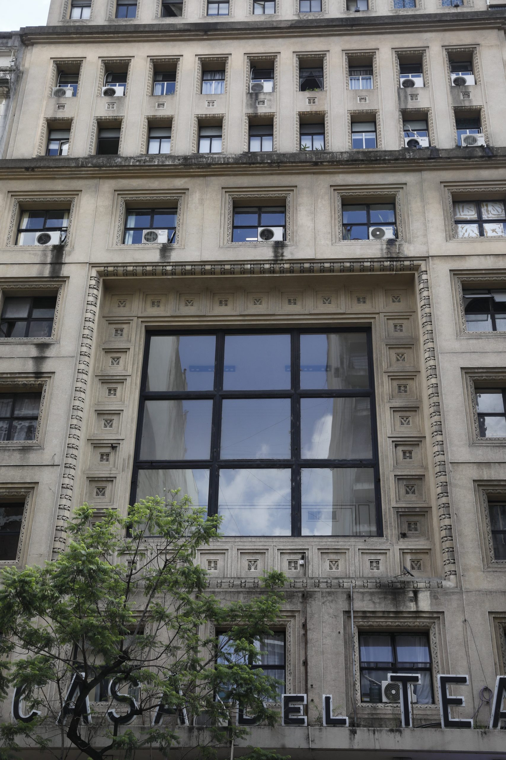 Otra obra Art Decó de Alejandro Virasoro