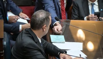 Manuel Adorni en el Congreso, en vivo: la exposición en Diputados, minuto a minuto