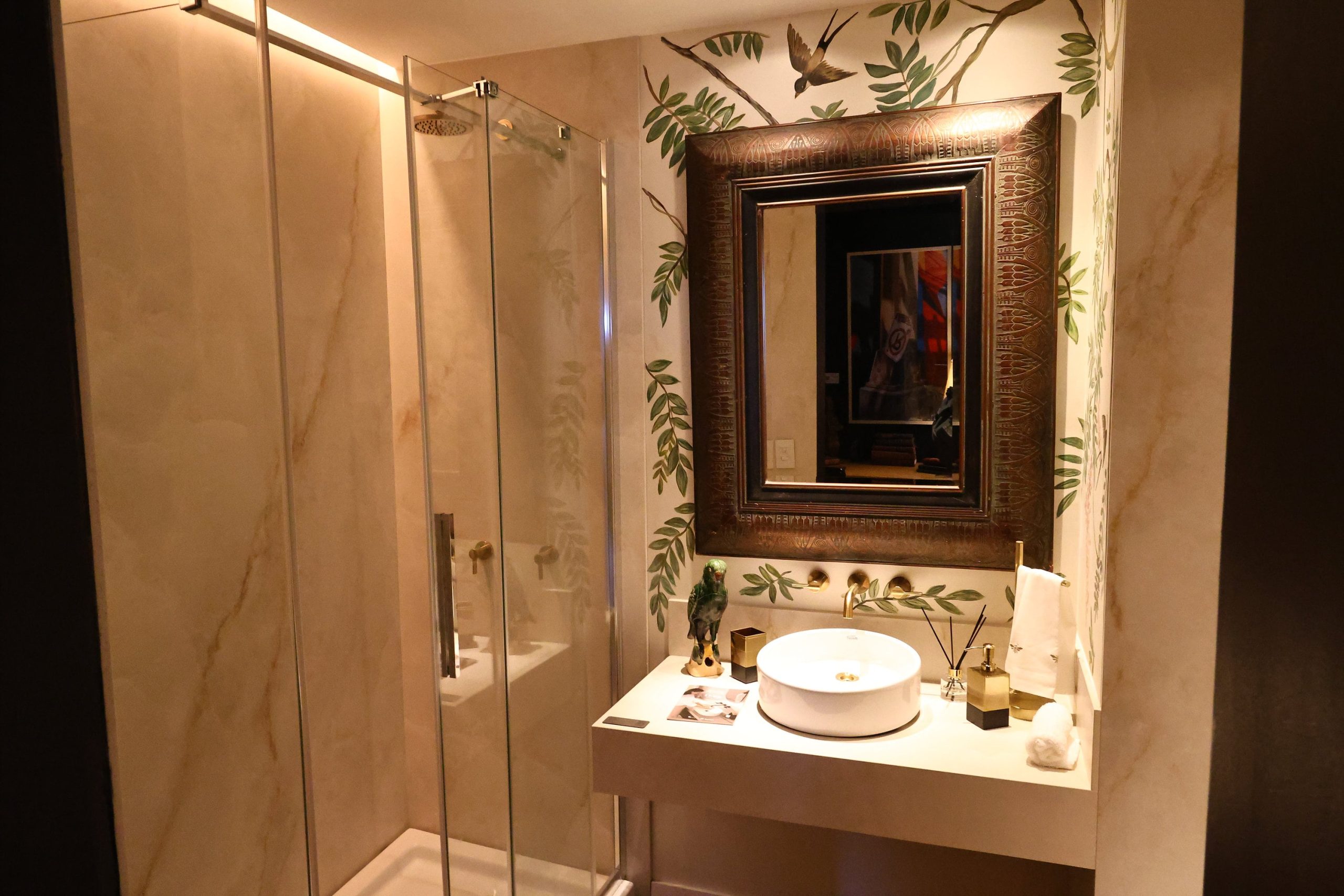 Un baño en la muestra Experiencia Living 2026 que se realiza en Remeros Beach, Tigre, hasta el 19 de abril