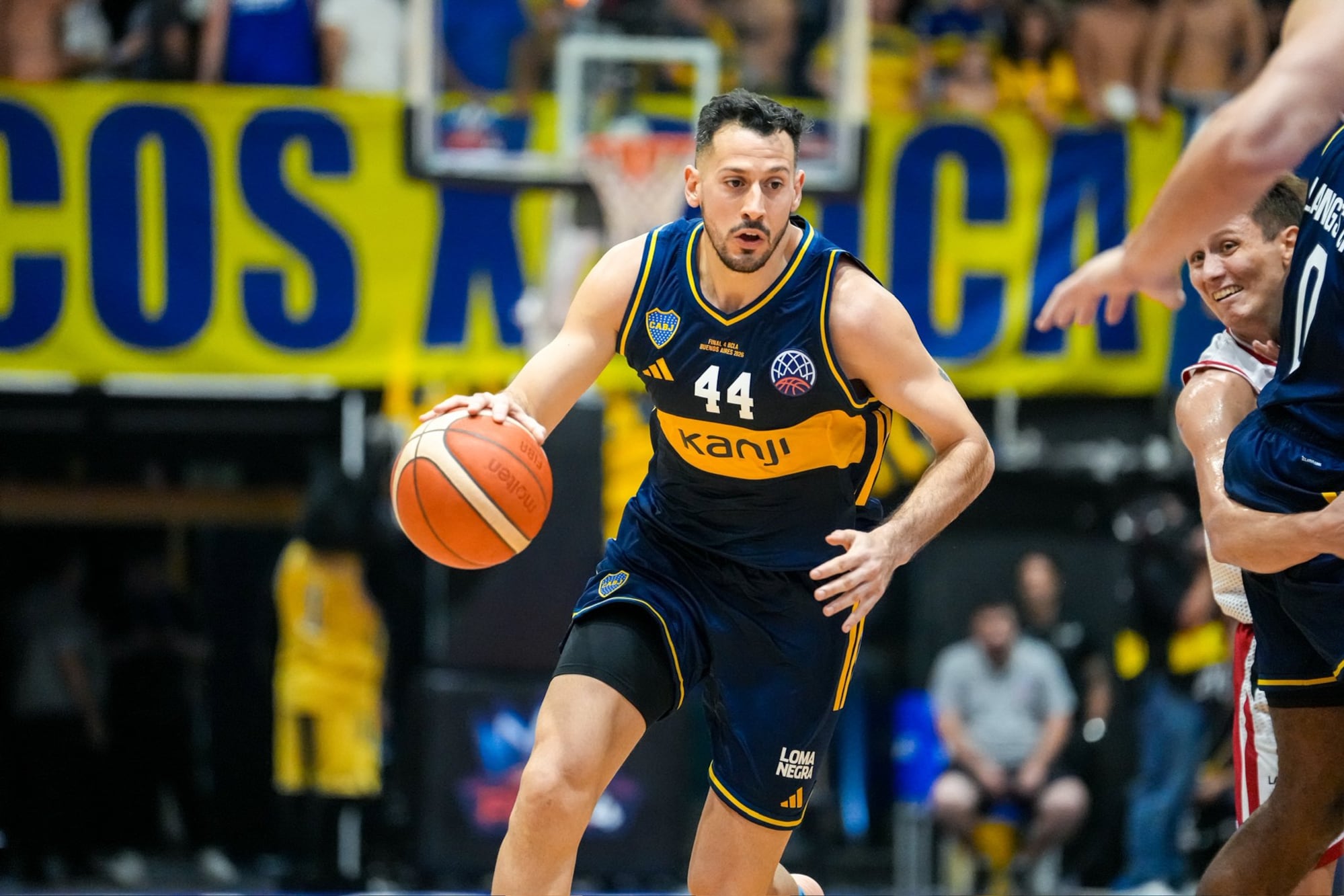 Martín Cuello jugó casi medio tiempo en la final y registró 7 puntos, 3 rebotes y 1 robo; había sido importante en otros compromisos de la Champions League Américas.