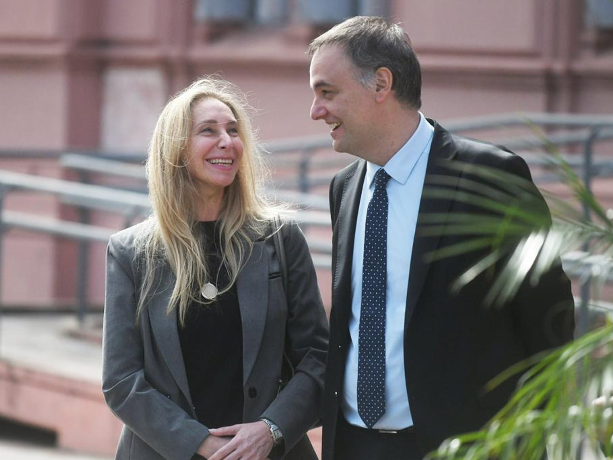 El jefe de Gabinete, Manuel Adorni, y la secretaria general de la Presidencia, Karina Milei