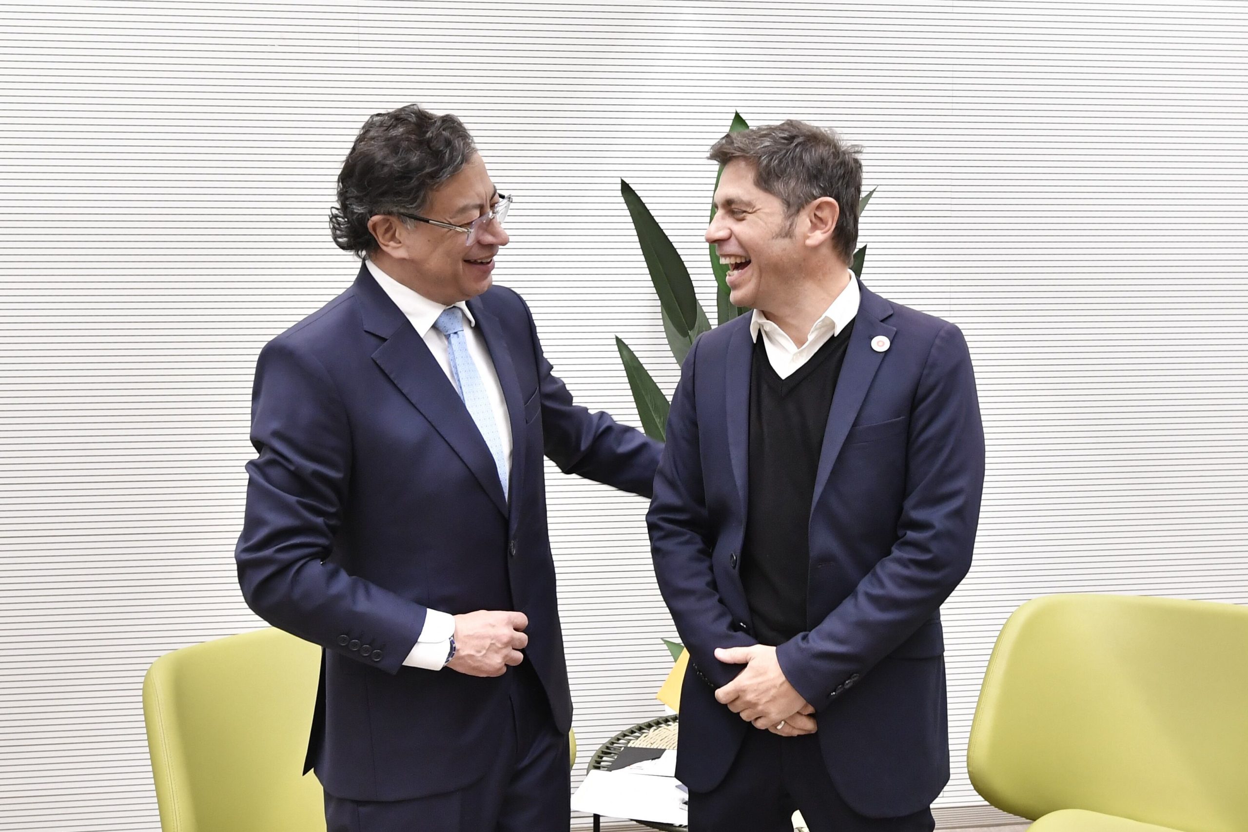 Kicillof se reunió en Barcelona con el presidente de Colombia, Gustavo Petro. (Foto: X@Kicillofok)