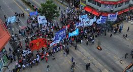 Piqueteros se enfrentaron con la policía en los accesos a la ciudad