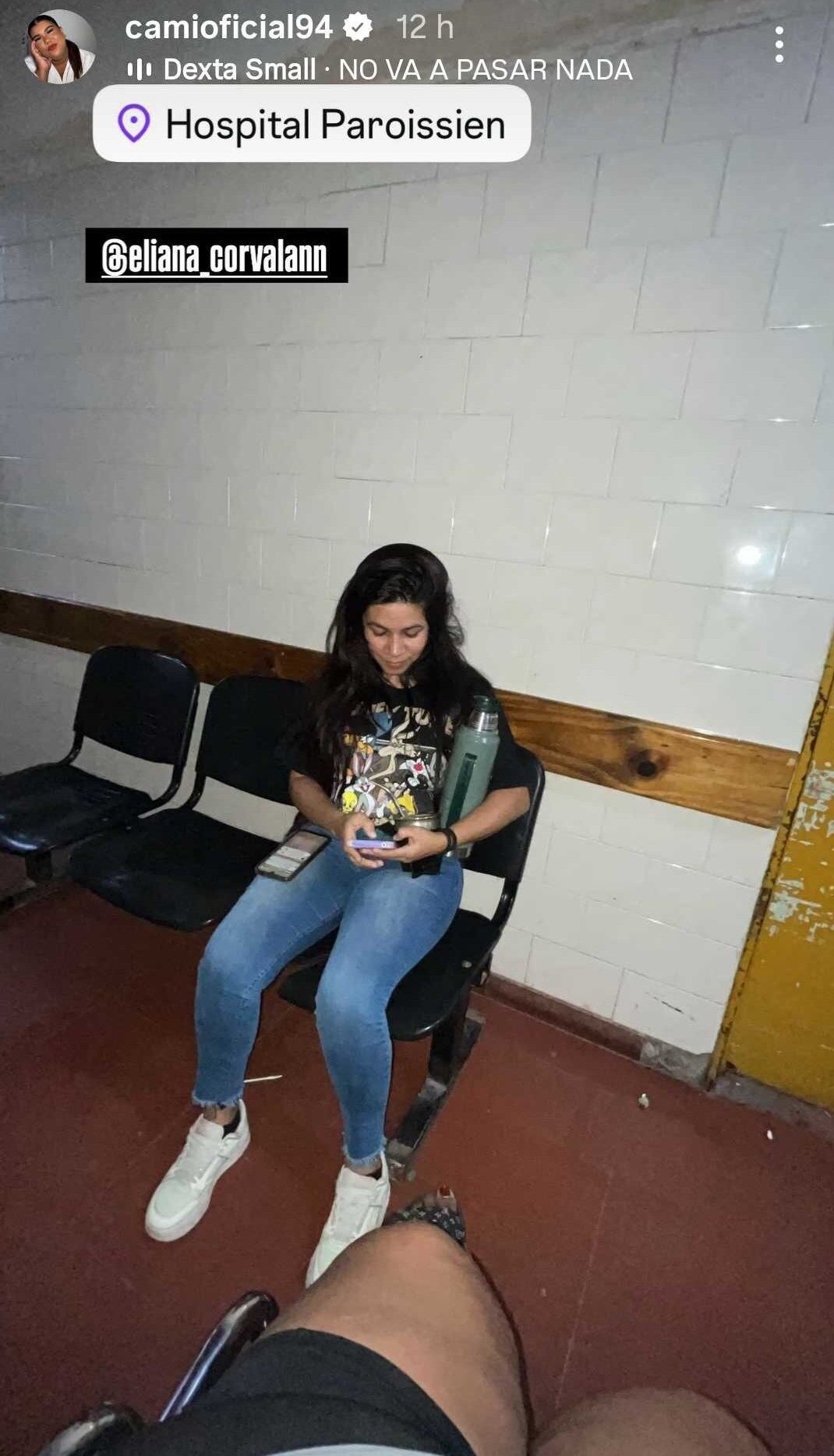 Camilota se sacó una foto en silla de ruedas: fue de urgencia al hospital por un dolor fuerte en la rodilla izquierda. (Foto: instagram/camioficial94)