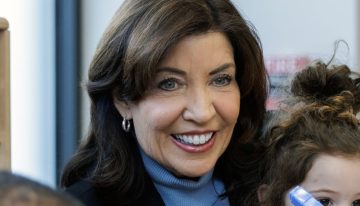 Buenas noticias para Nueva York: Kathy Hochul anuncia casi un centenar de nuevas viviendas de bajo costo