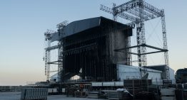 La tragedia que rodea al show de Shakira en Copacabana: murió uno de los trabajadores del concierto
