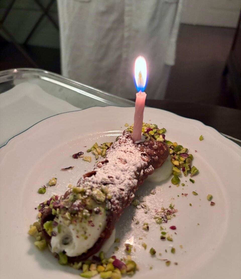 El cannolo de cumpleaños de Griselda Siciliani. (Foto: Instagram/@griseldasiciliani)