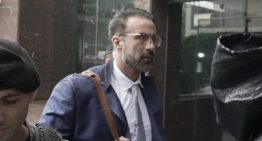 Declaró el primer policía que llegó a la casa de Maradona el día de su muerte: “Lo vi completamente hinchado”