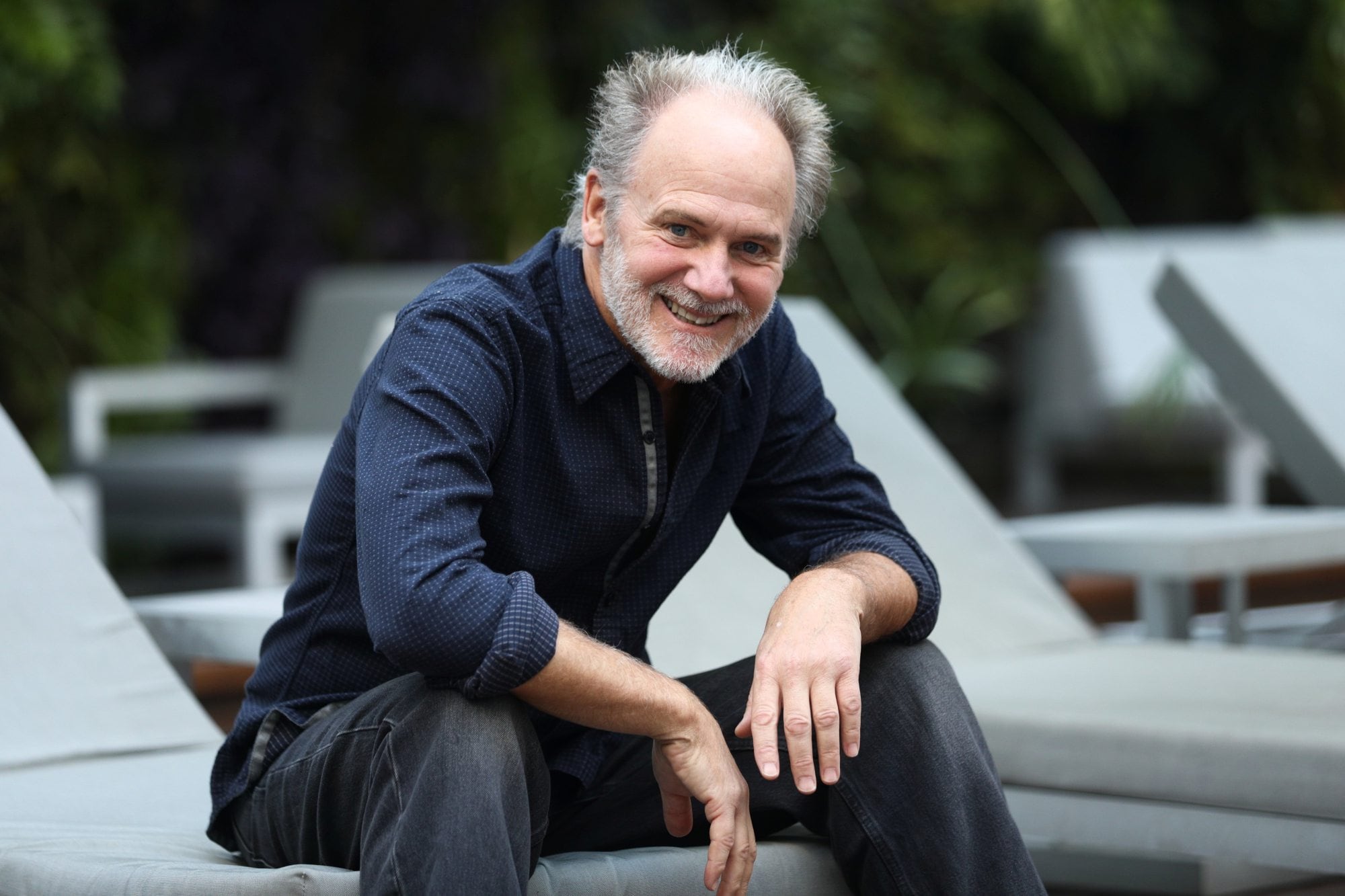 Alex Benn reconoce que cuando se radicó en Bariloche estuvo dos años sin ver a sus hijos Fausto y Antonia por no tener dinero para viajar a Buenos Aires