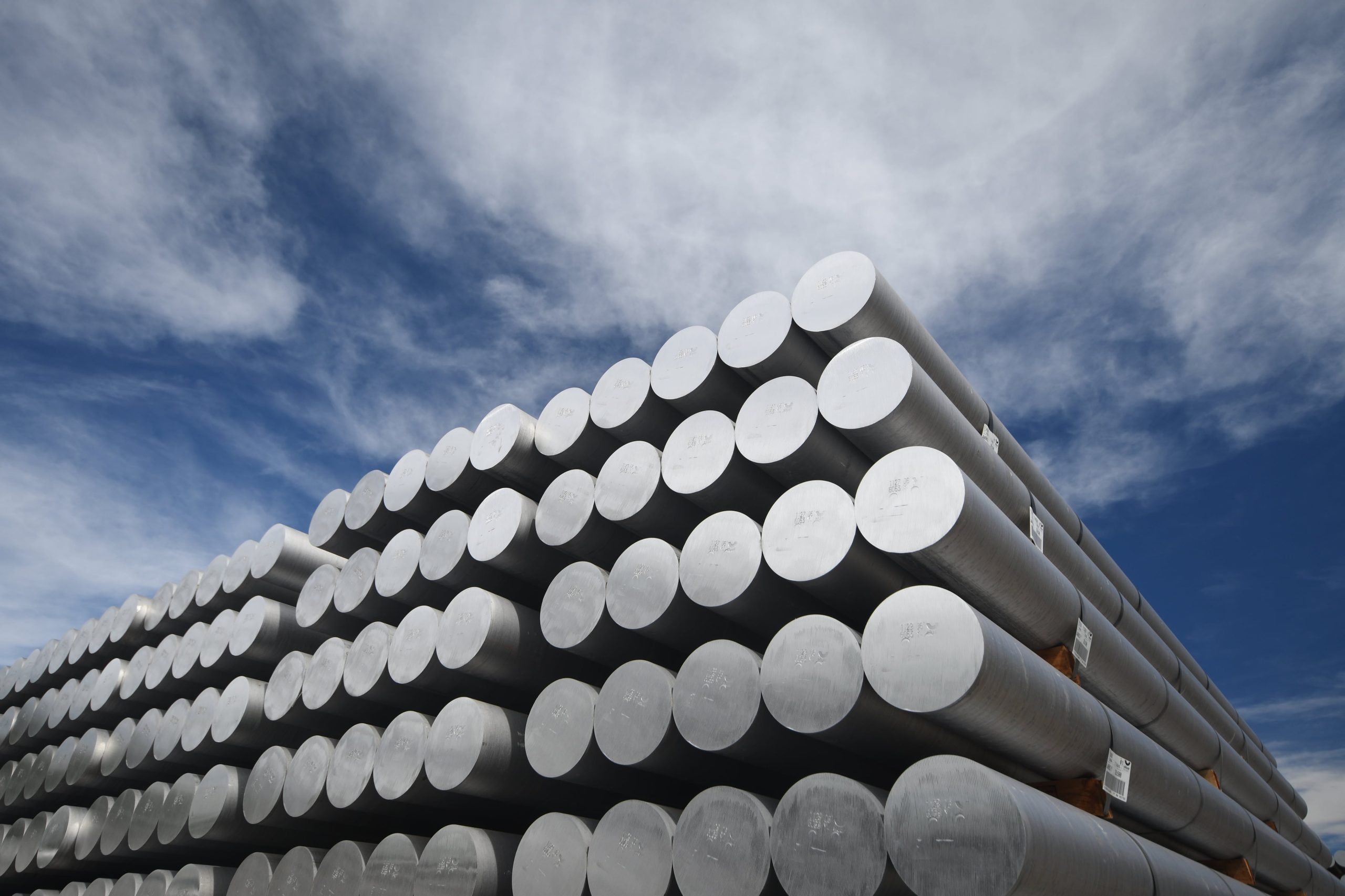 Aluminio toca máximo cuatro años