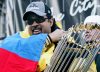 En Chicago: el venezolano Ozzie Guillén rompió en llanto en vivo al enterarse de que los White Sox retirarán su número