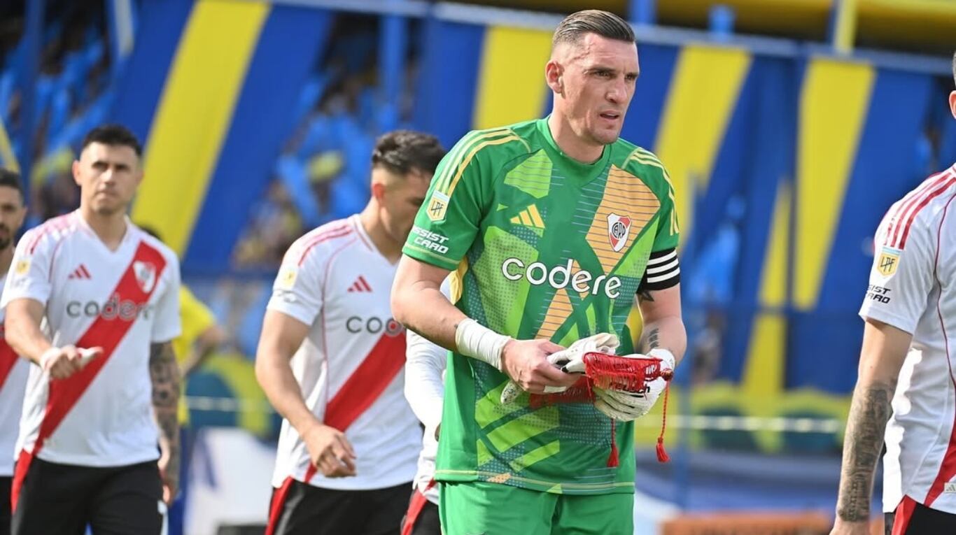 Armani volvió a entrenar con pelota en River (Foto: Instragram)