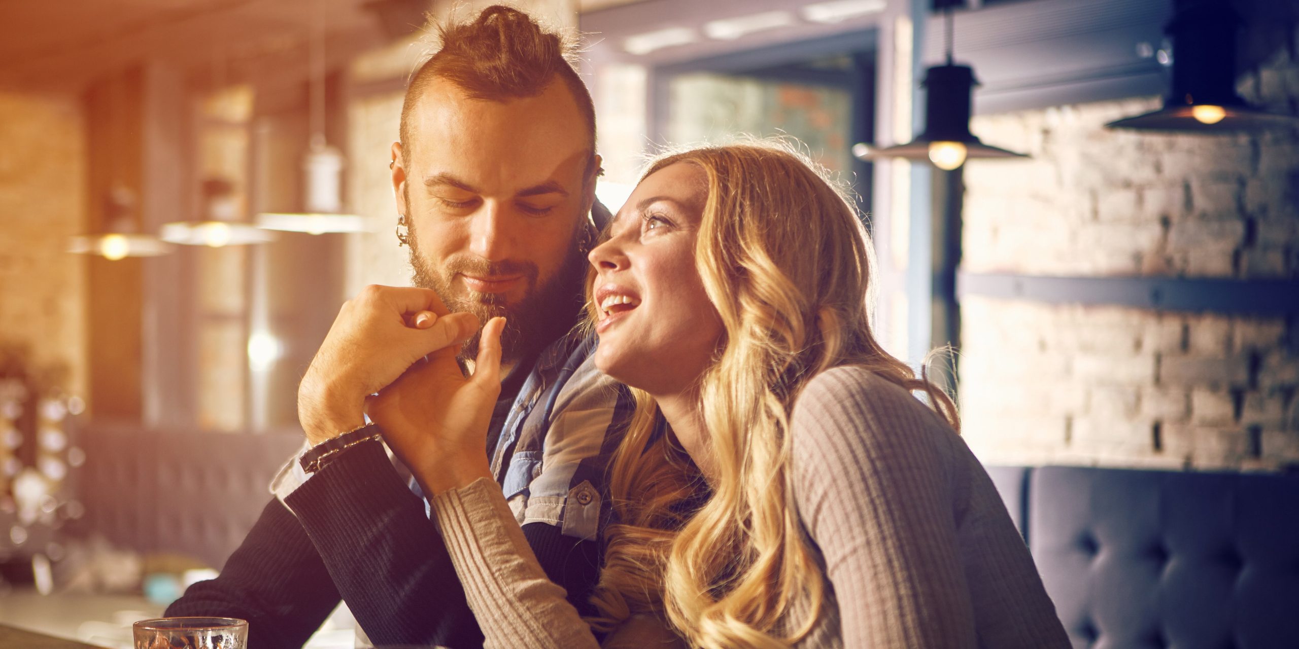 El amor reduce el estrés y mejora el sueño(Foto: Adobe Stock)