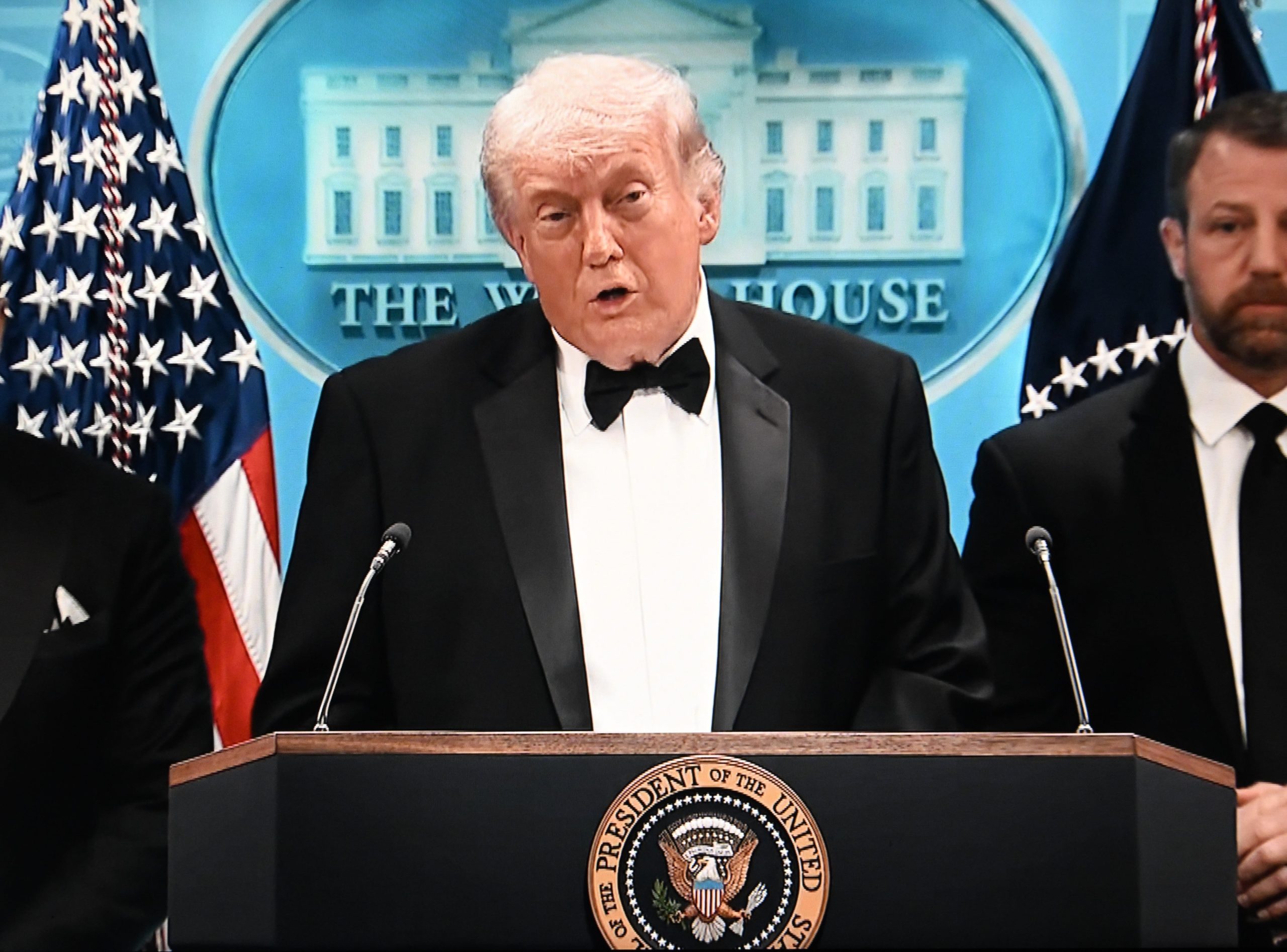 Trump manifestó que escuchará la última propuesta de Irán para reabrir el Estrecho de Ormuz