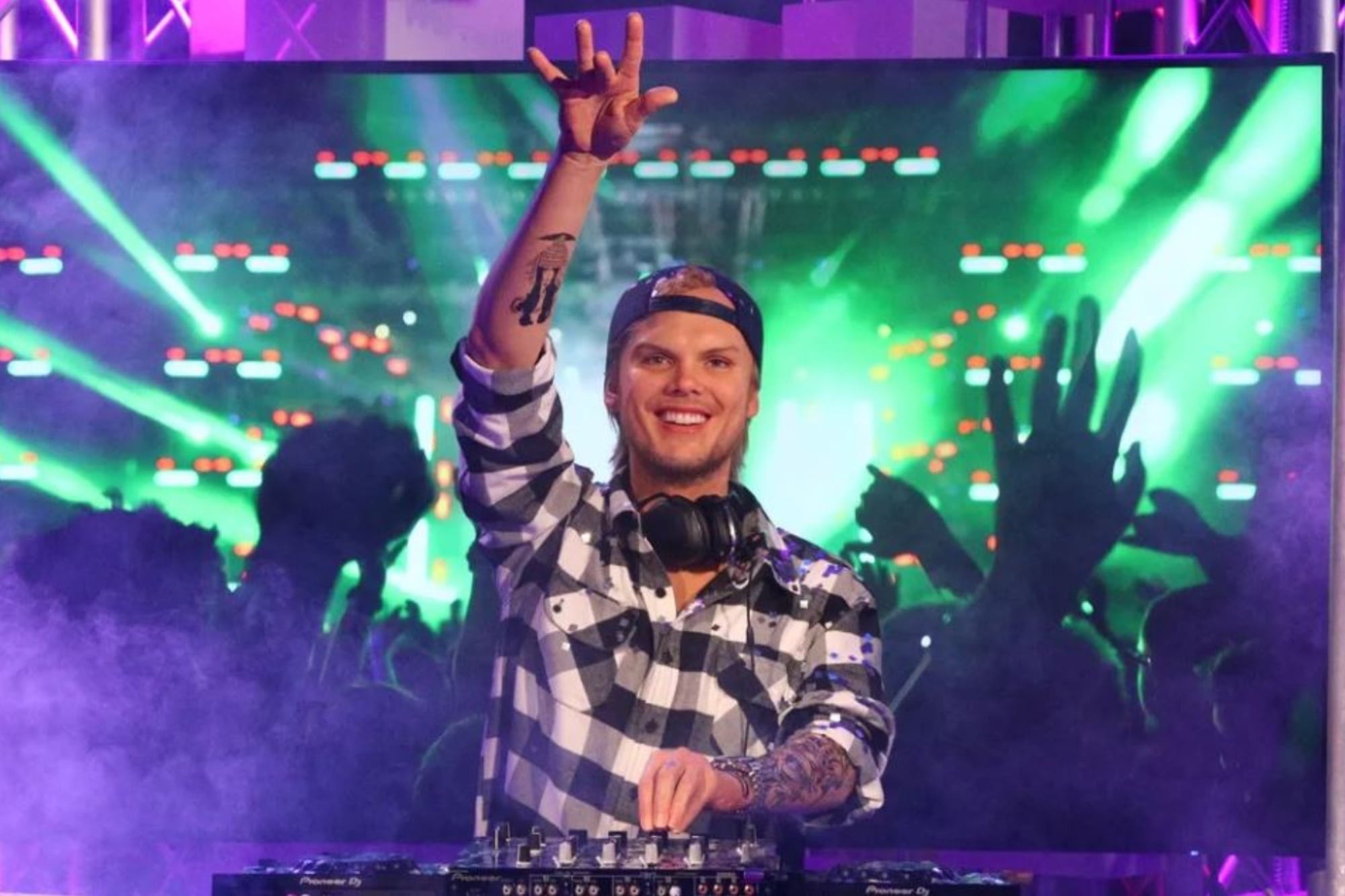 La historia de Avicii: de la fama a la muerte repentina