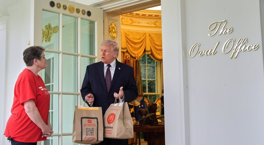 Última hora de la guerra de Estados Unidos e Israel contra Irán, en directo | Trump afirma que Irán “ha llamado esta mañana” para lograr un acuerdo