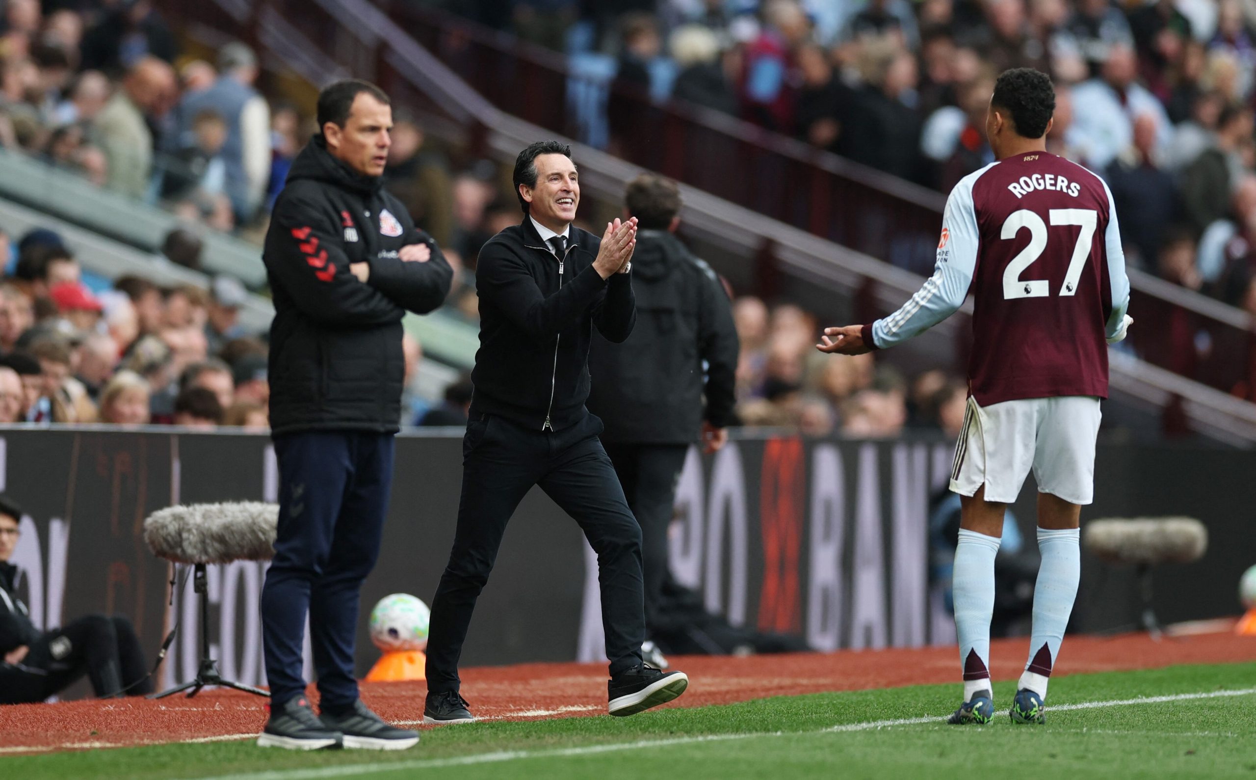 Aston Villa vs Sunderland por la fecha 33 de la Premier League del 2026.
