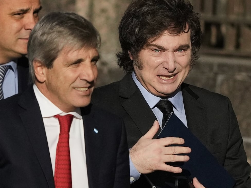 Caputo y Milei, en una imagen de hace un año