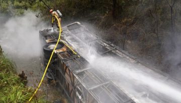 Un exfutbolista argentino sobrevivió a un accidente fatal en Ecuador y pide ayuda: “El micro perdió el control y caímos en un precipicio”
