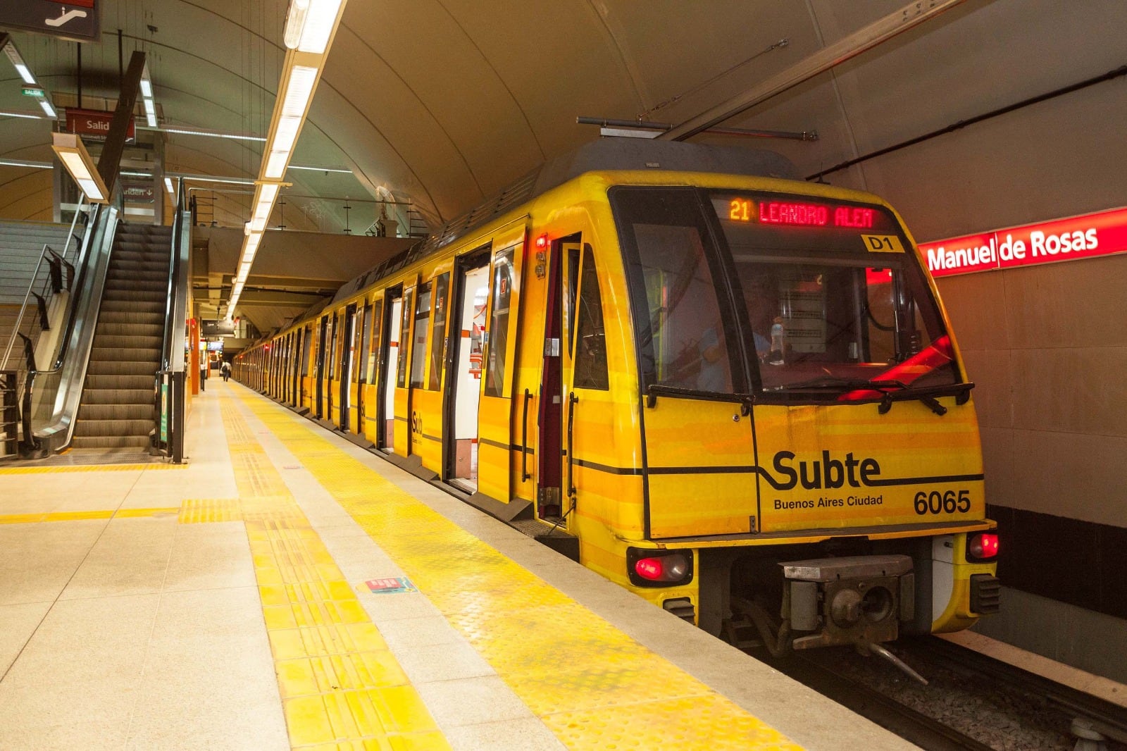 El precio del boleto del subte y el Premetro en abril