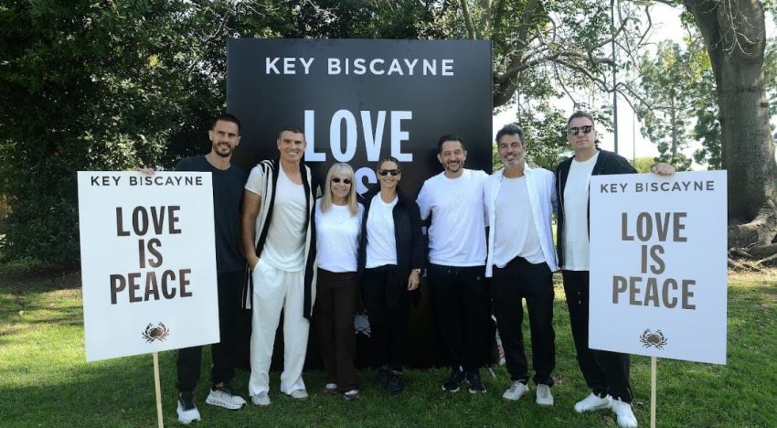De Sabrina Garciarena a Maxi López: las fotos de los famosos que hicieron una meditación guiada en el Rosedal