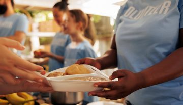 Dónde entregan comida gratis en Florida en la semana del 20 al 24 de abril de 2026