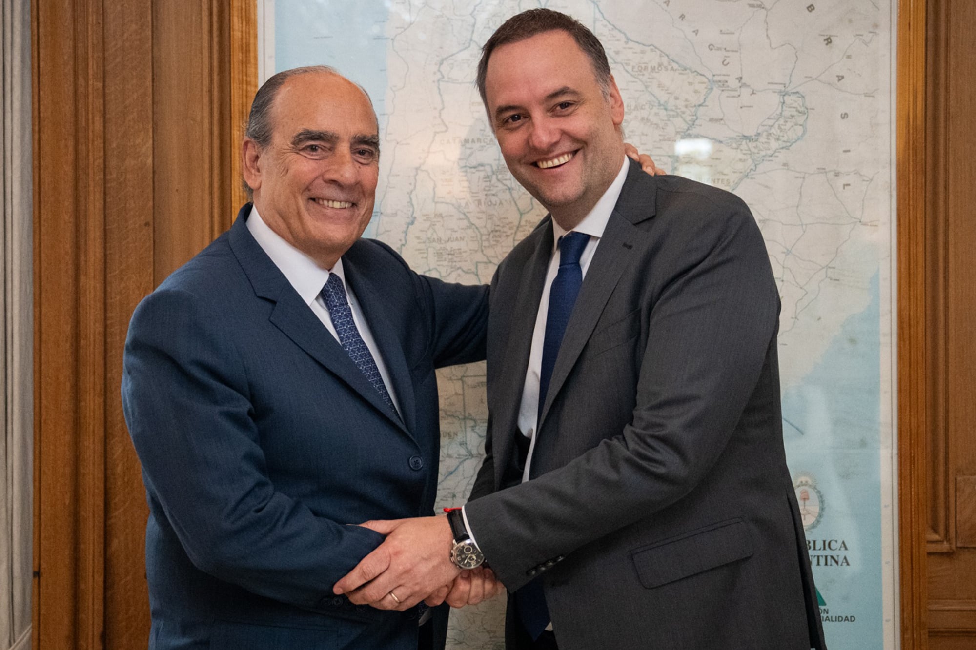 Francos tildó la situación de Adorni como “muy particular”