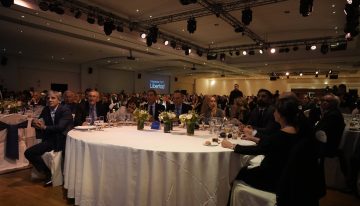 Javier Milei y sus medidas, en vivo: la defensa del Gobierno a Adorni y la respuesta a los paros gremiales