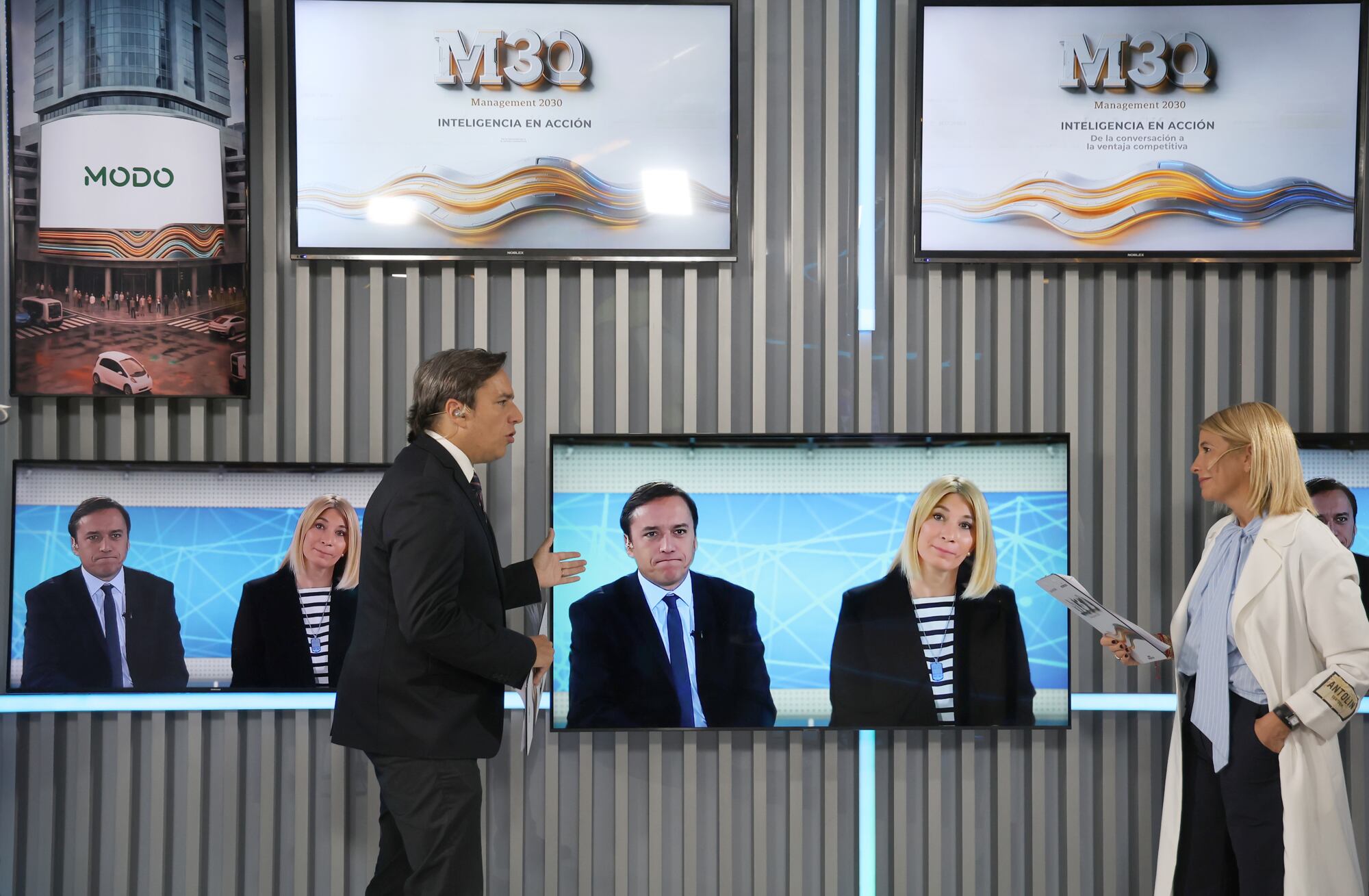 Sofia Vago, CEO de Accenture, y José Del Rio, secretario general de Redacción de LA NACION, abrieron la primera jornada de Management 2030