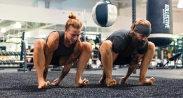 Qué es la caminata del gorila: el ejercicio que mejora fuerza, equilibrio y coordinación