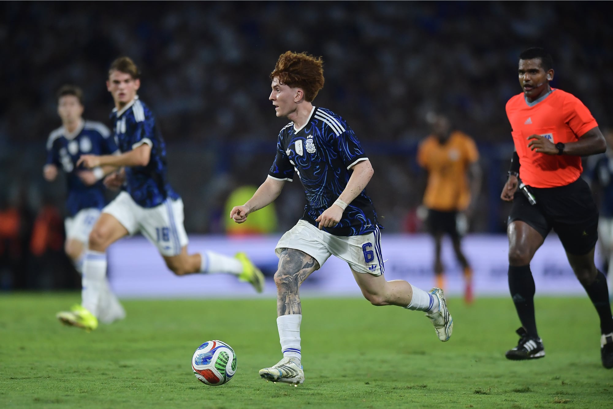 Barco durante el partido amistoso internacional entre Argentina y Zambia en la Bombonera