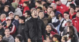 Eduardo Coudet sigue sin encontrar el diagnóstico para su River: “Termino metiendo manotazos”