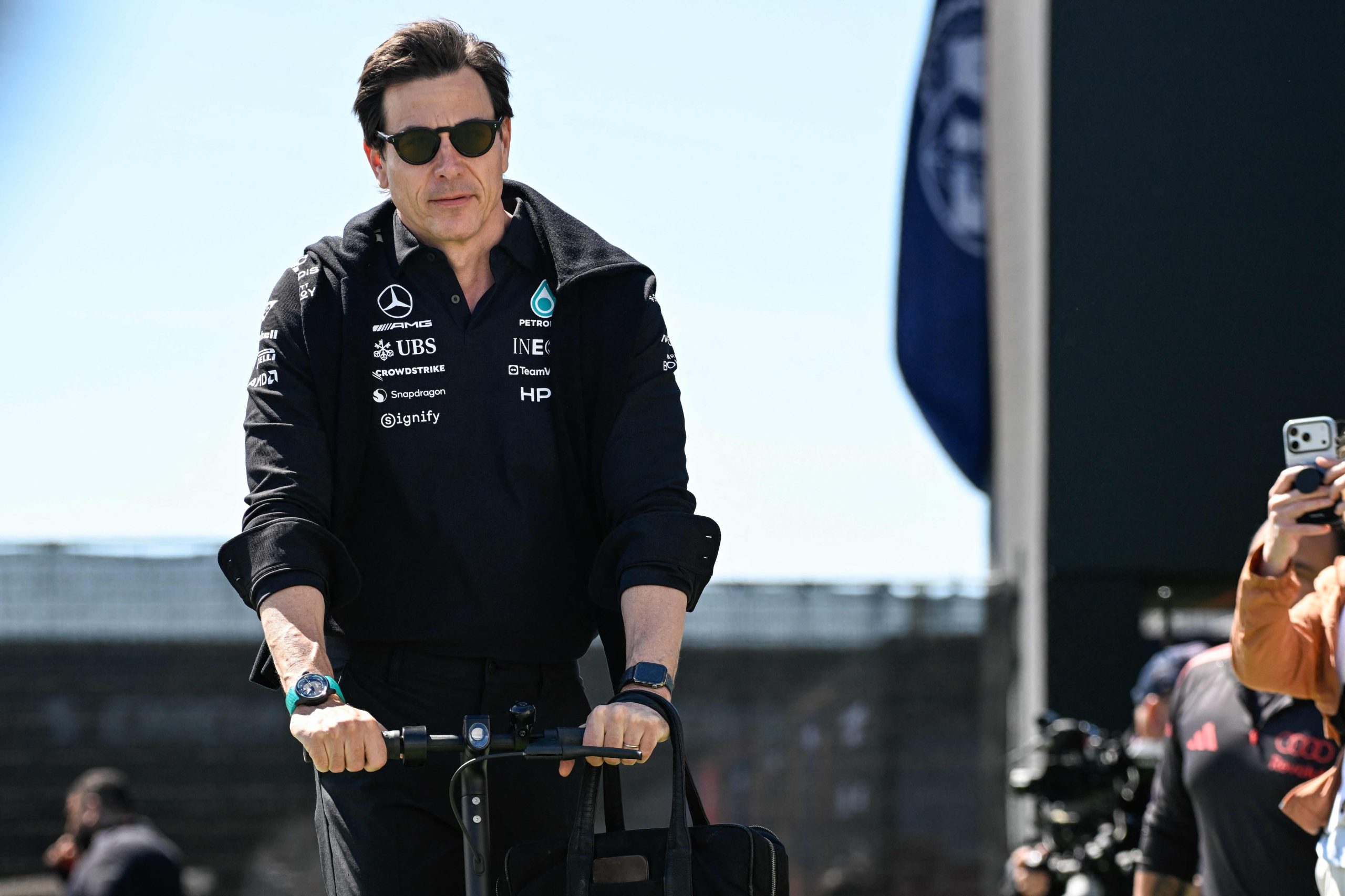 Toto Wolff puso paños fríos al incidente entre Antonelli y Russell