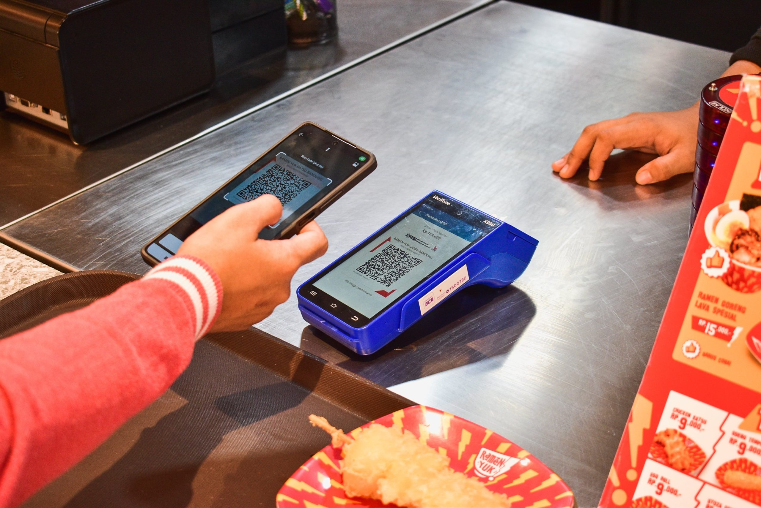 Pagos con QR en una cadena de comidas rápidas