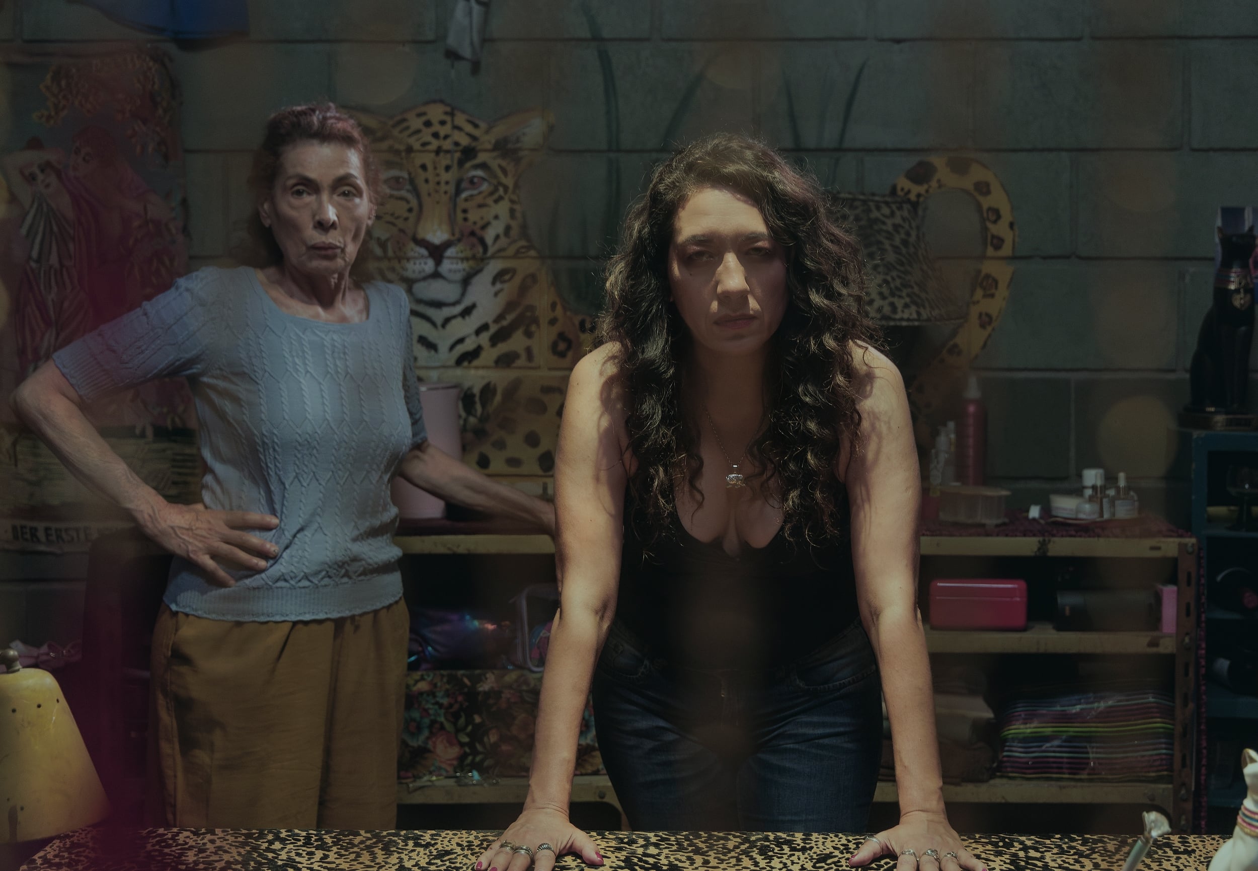 Lorena Vega como La Zurda de En el barro