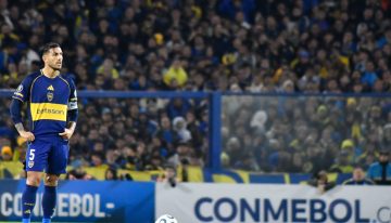 El momento en el que Leandro Paredes sufrió una lesión antes del partido de Boca contra Universidad Católica