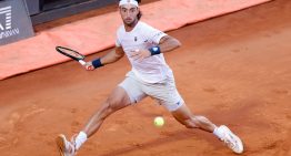 Thiago Tirante enfrenta a Daniil Medvedev en busca de los cuartos de final en el Masters 1000 de Roma