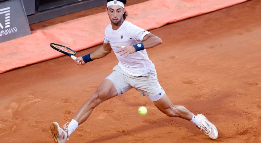 Thiago Tirante enfrenta a Daniil Medvedev en busca de los cuartos de final en el Masters 1000 de Roma