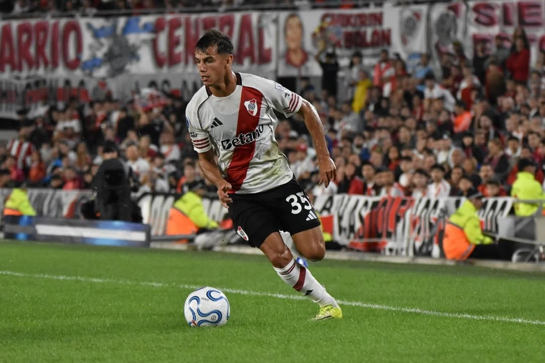 Joaquín Freitas, titular: un delantero con presente y futuro en el River de Coudet