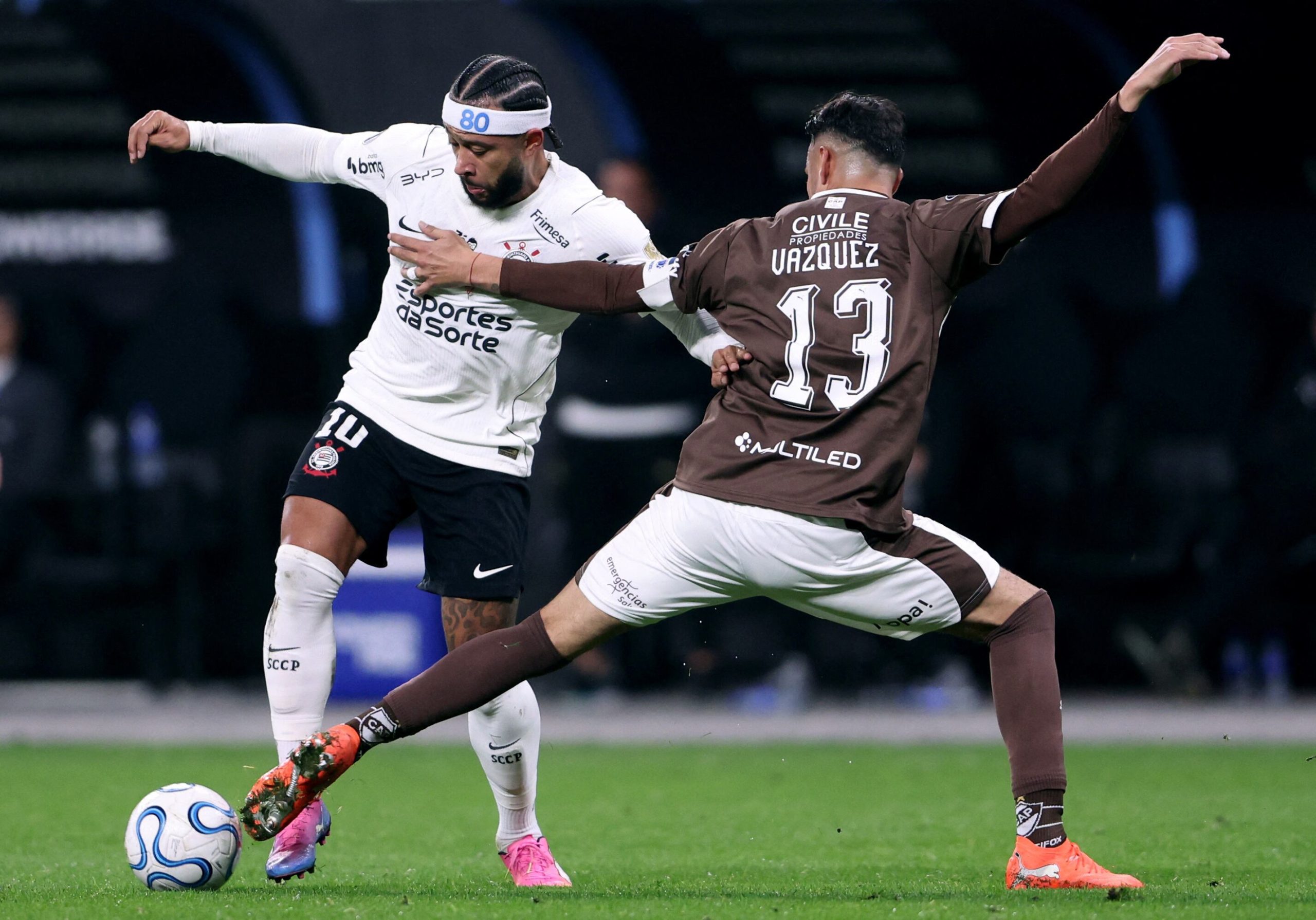 Corinthians vs Platense por la fase de grupos de la Copa Libertadores del 2026.