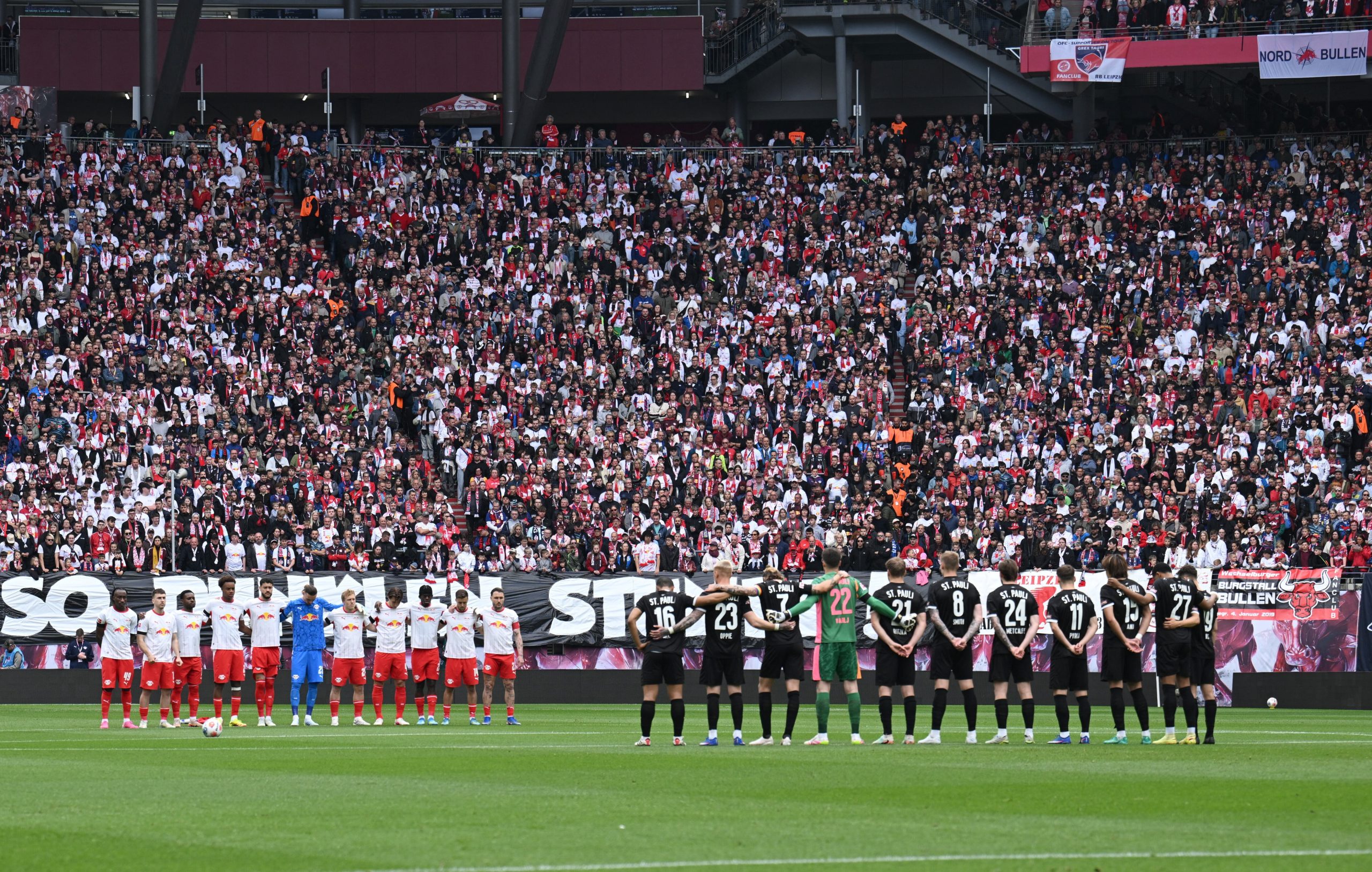 RB Leipzig vs FC St. Pauli por la fecha 33 de la Bundesliga de Alemania del 2026.