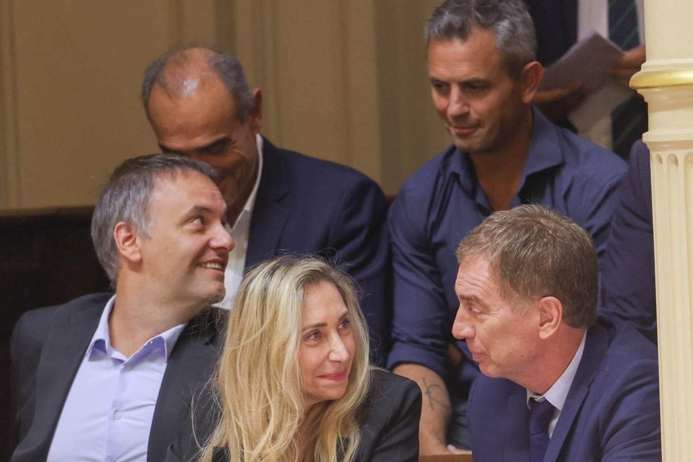 El karinismo: Manuel Adorni, Karina Milei, Diego Santilli, Martin Menem y Lule Menem