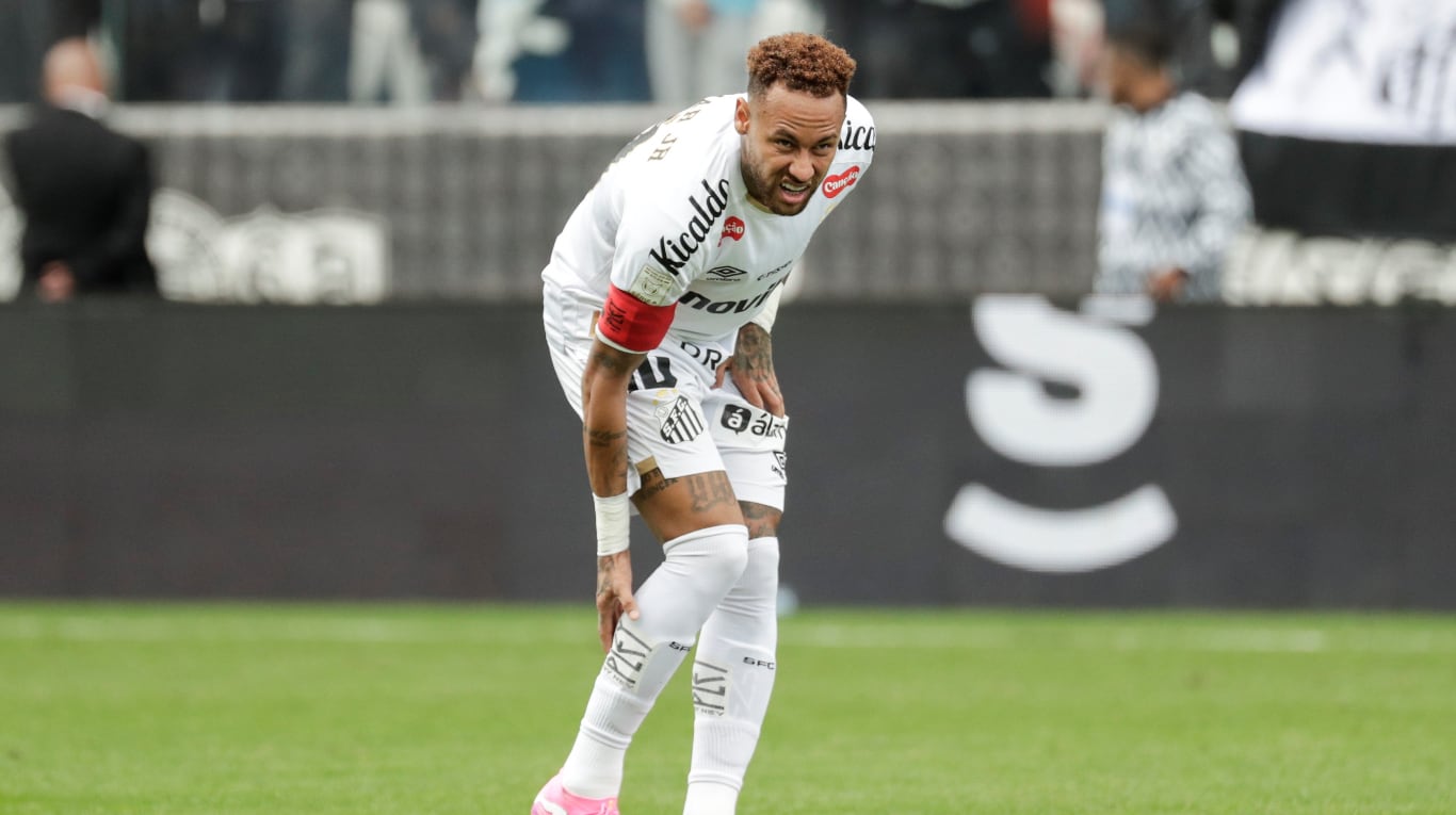 Alarma en Brasil por Neymar: el médico de la selección informó que tiene una lesión muscular y podría perderse el debut en el Mundial (foto: EFE)
