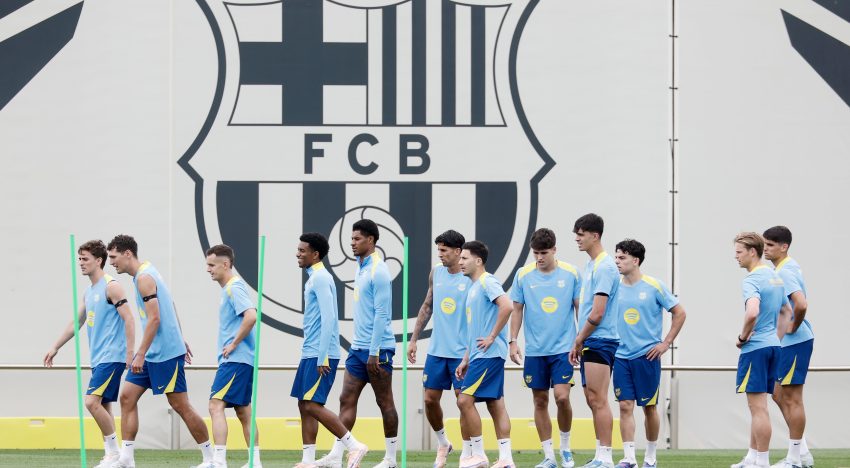 Barcelona – Real Madrid en directo | Tchouameni es titular y Courtois vuelve a la portería; Ferran es el delantero centro del Barça