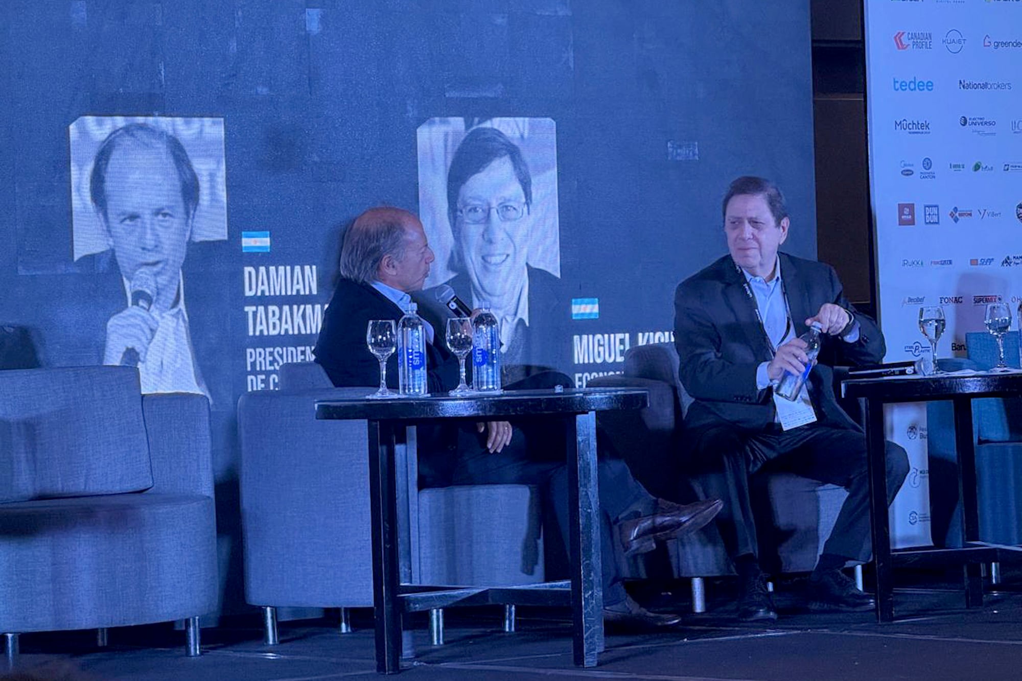 Damián Tabakman junto a Miguel Kiguel en la primera exposición del Congreso de la Construcción 2026