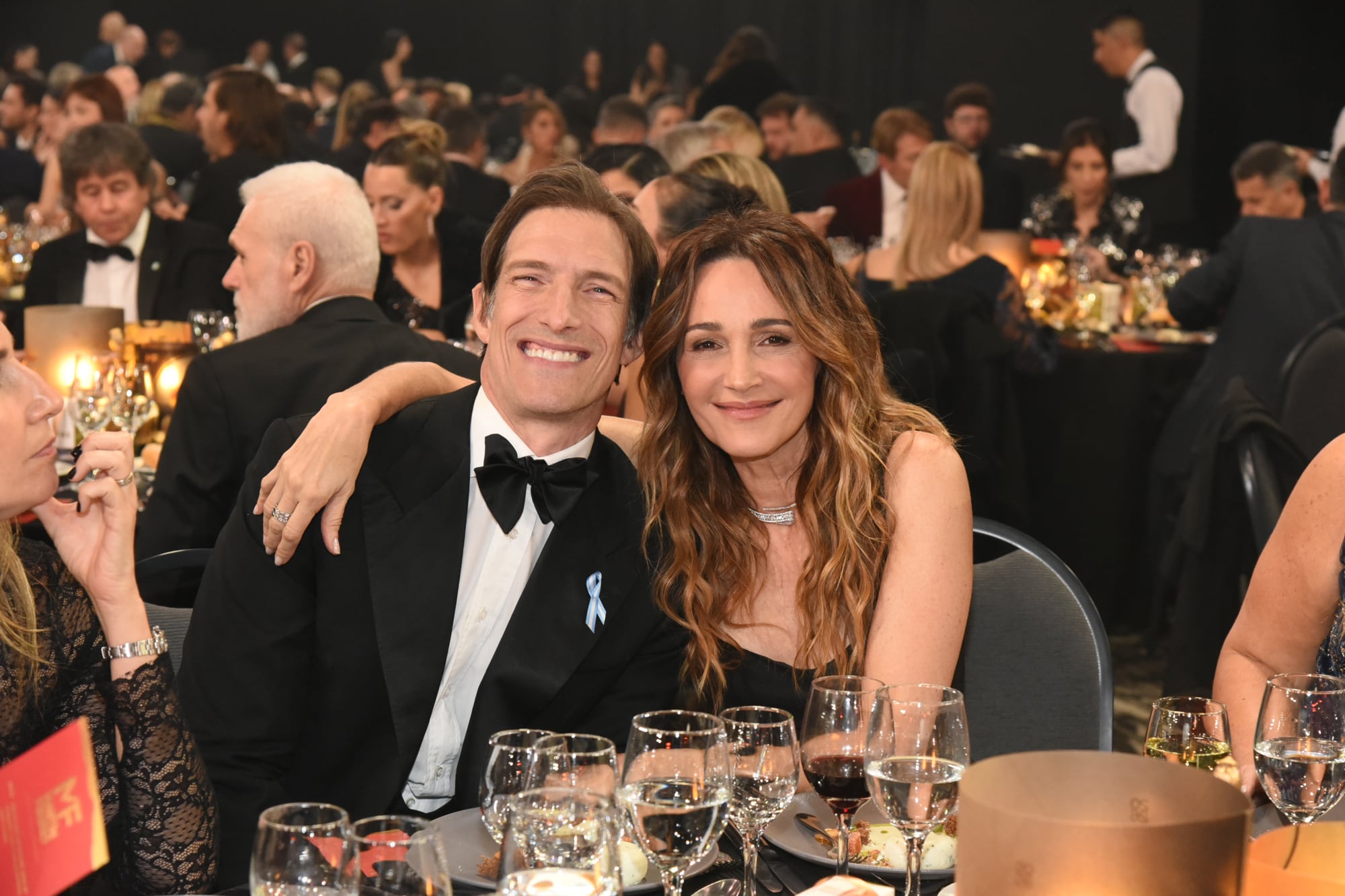 Verónica Lozano e Iván de Pineda, en la misma mesa