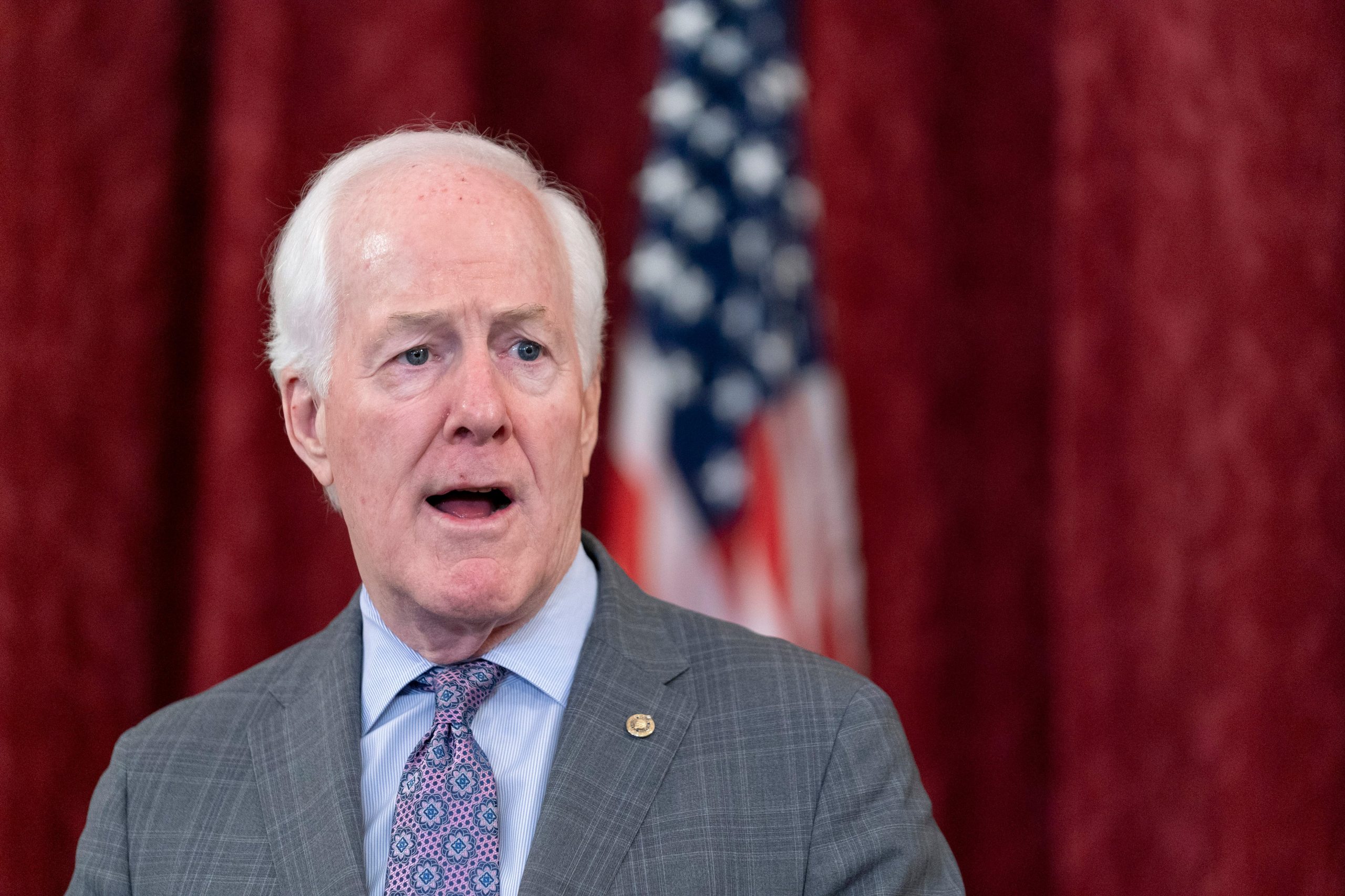 John Cornyn prevé abolir los fondos federales a las ciudades santuario