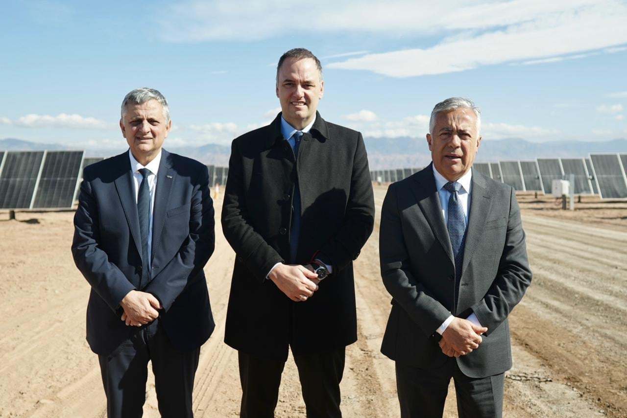 Manuel Adorni inauguró el primer proyecto concretado bajo el RIGI en Mendoza