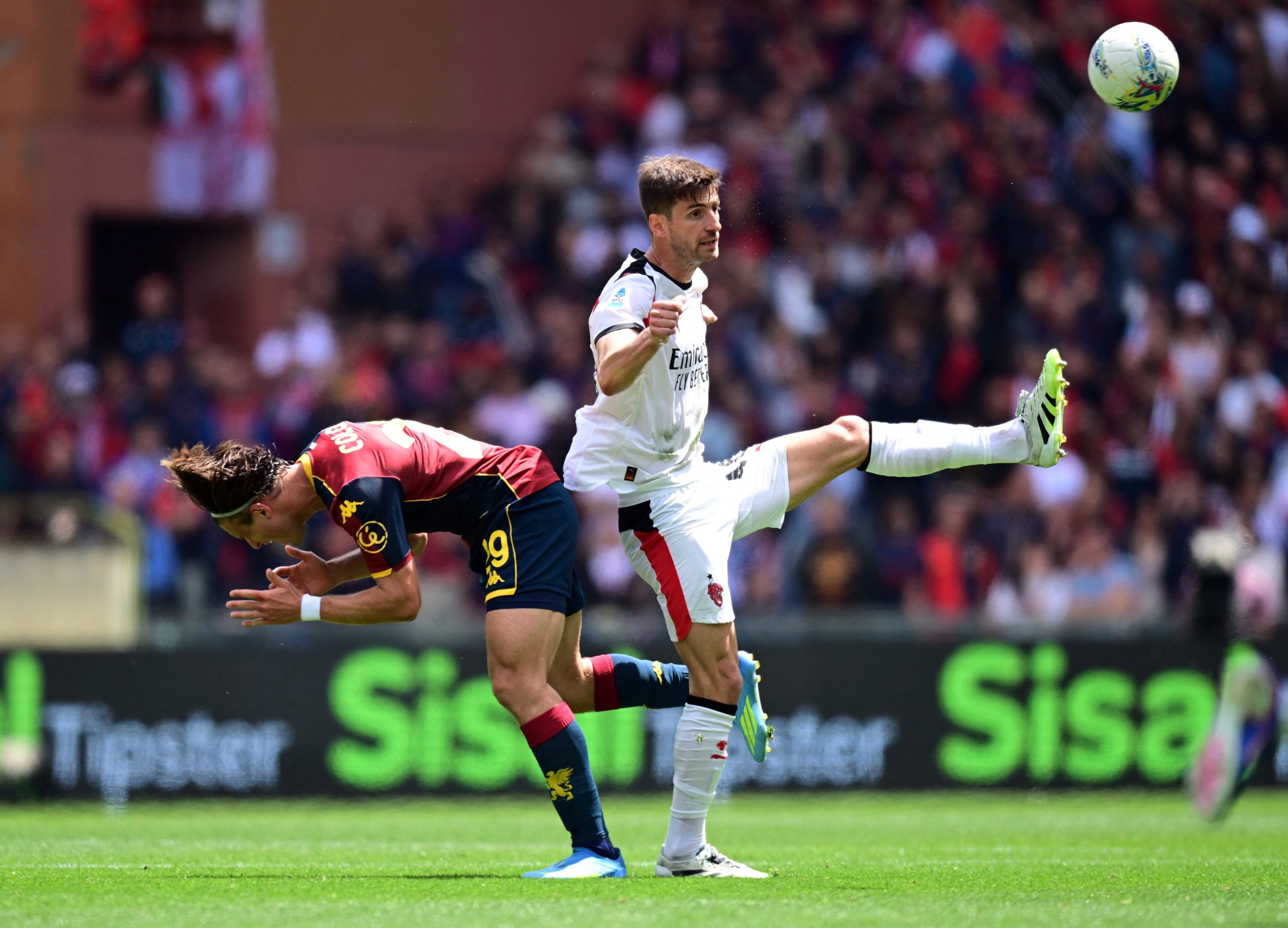 Genoa vs Milan por la fecha 37 de la Serie A de Italia del 2026.