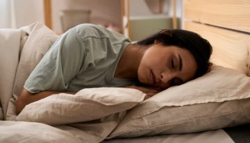 Dormir de lado con auriculares ya no es un problema con esta diadema transpirable con Bluetooth incorporado
